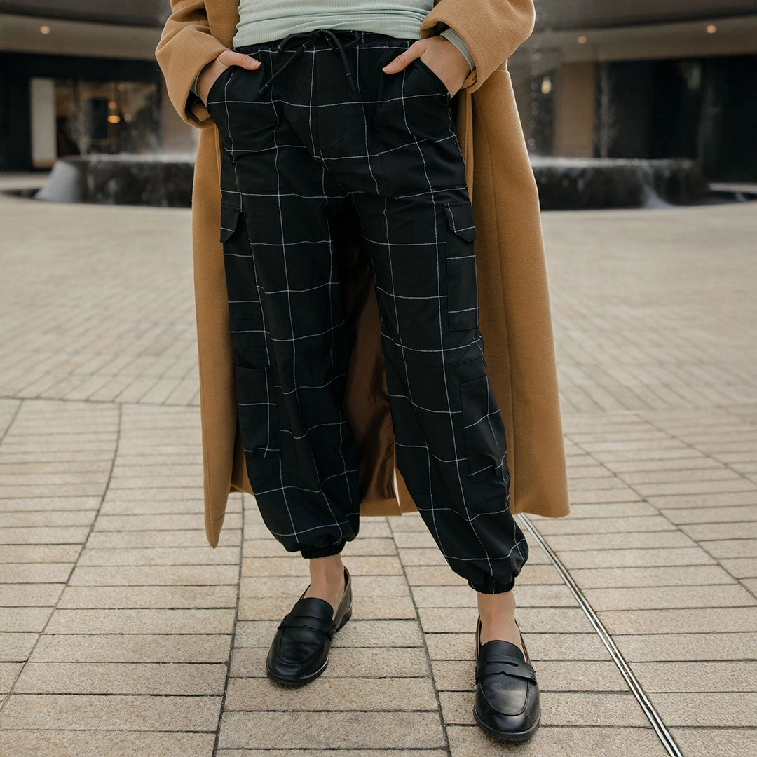 Jetsetter Cargo Joggers, Black Windowpane