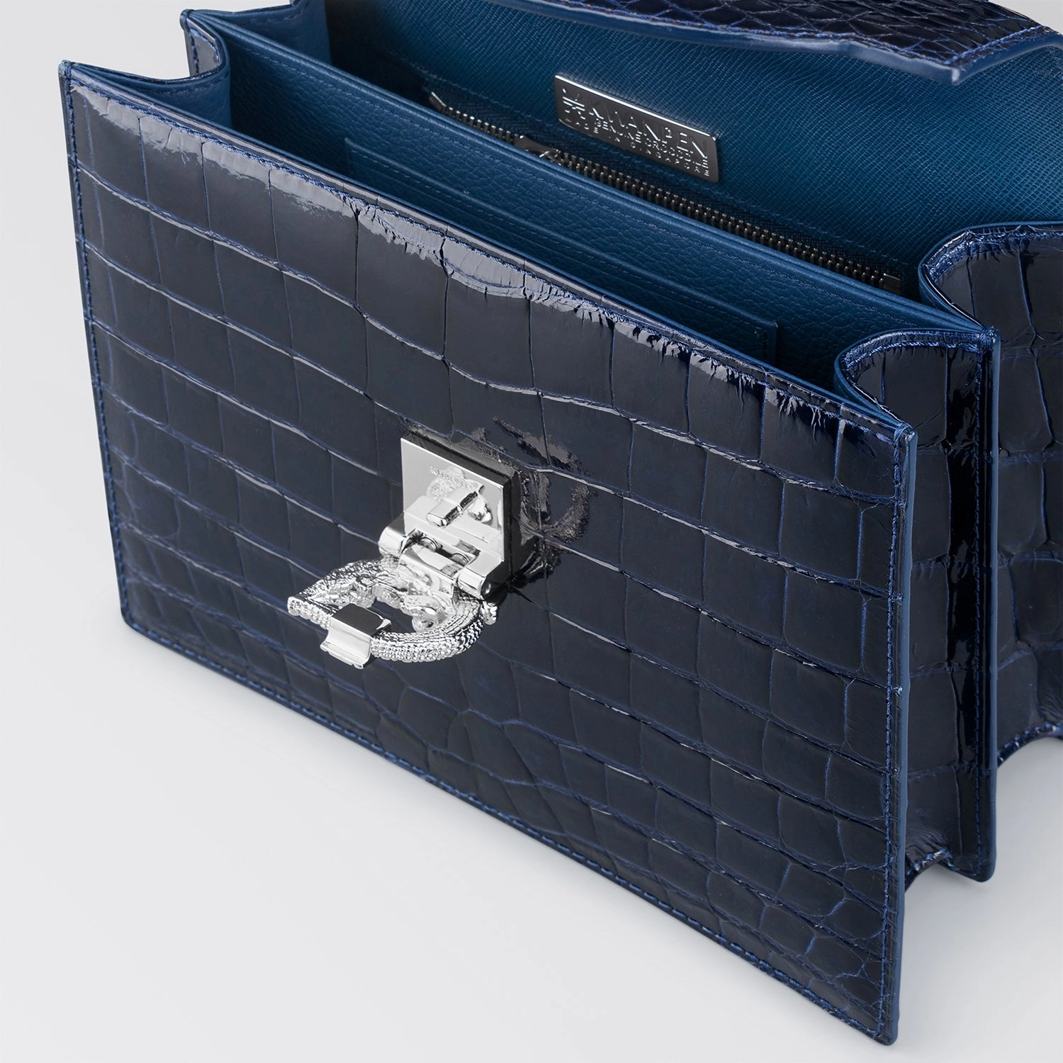 KP HOMAGE CRESCENT PETITE