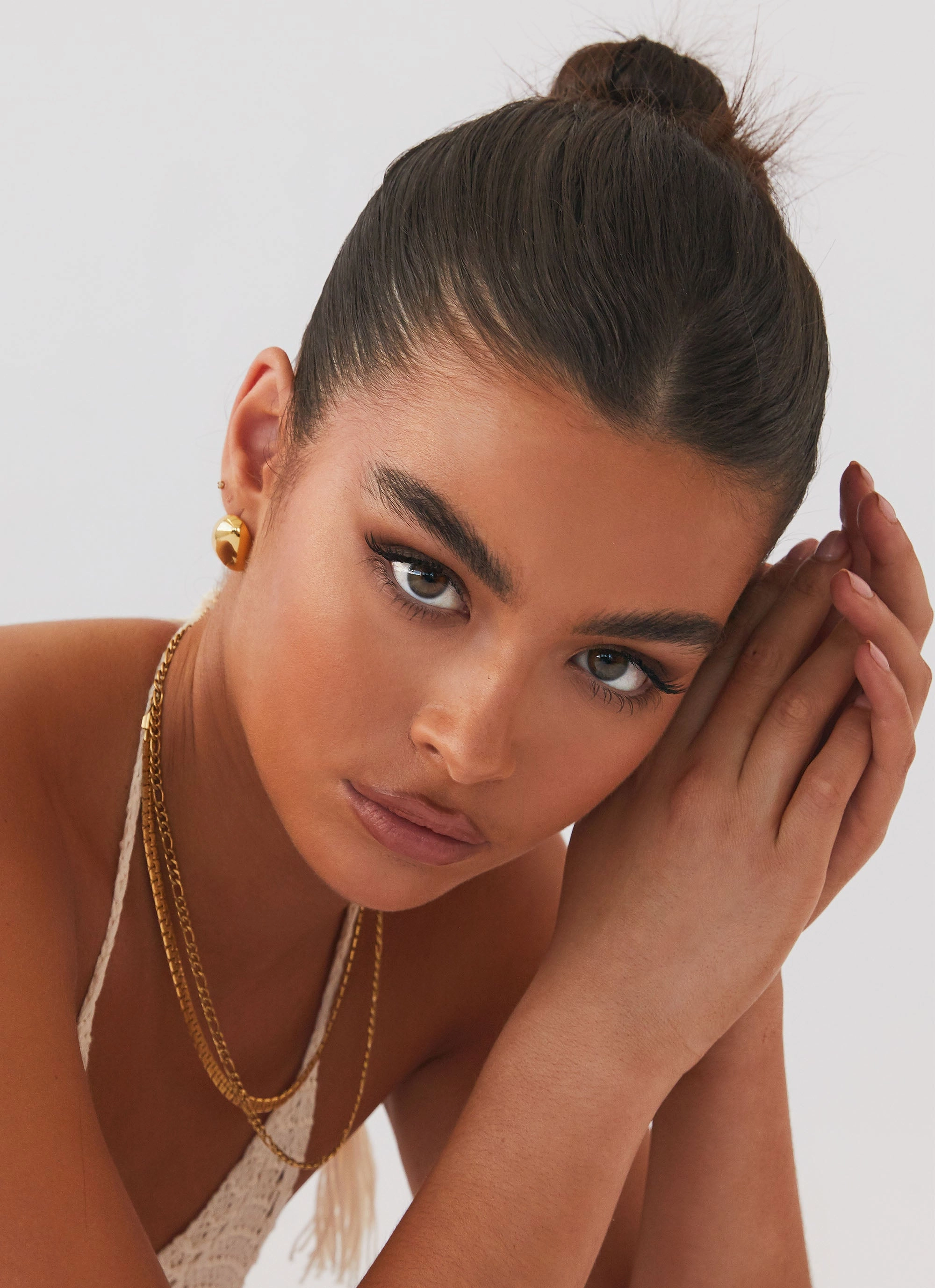 Take A Bow Chunky Stud Earrings - Gold